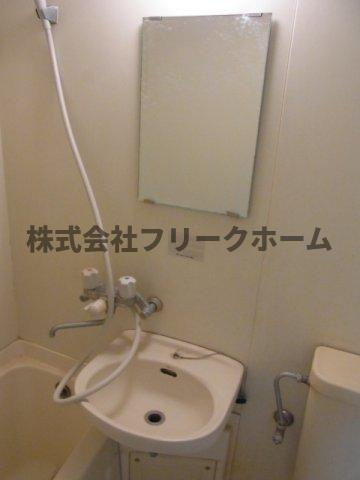 武蔵野市境南町３丁目の賃貸マンションの洗面所