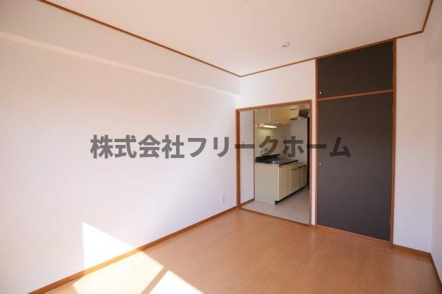 武蔵野市境南町３丁目の賃貸マンションの寝室