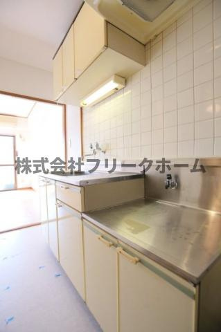 武蔵野市境南町３丁目の賃貸マンションのキッチン