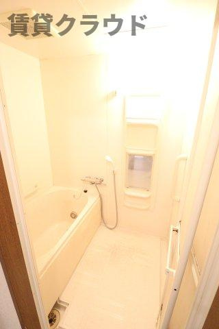 ヒロ末広の浴室|ゆったり過ごせるお風呂です