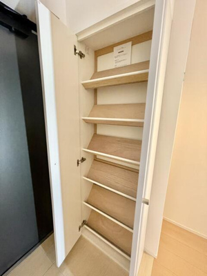 【玄関】 | エストゥルース亀有 |  