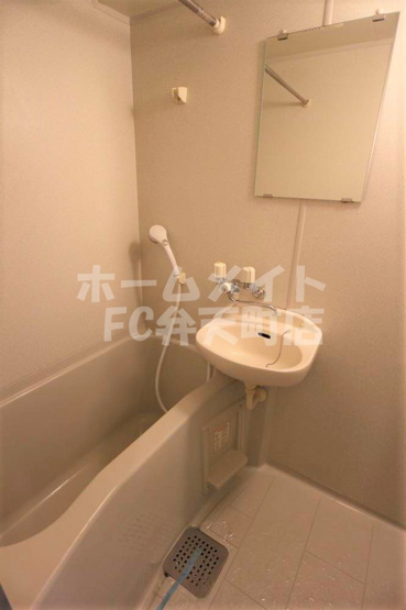 【浴室】 | エクシード弁天Ⅱ | 落ち着いた空間のお風呂です