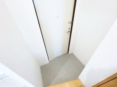 【玄関】 | ヴィラナリー放出