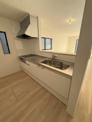 【キッチン】 | 恒久6丁目　新築平屋建 | キッチンでお料理をお楽しみください