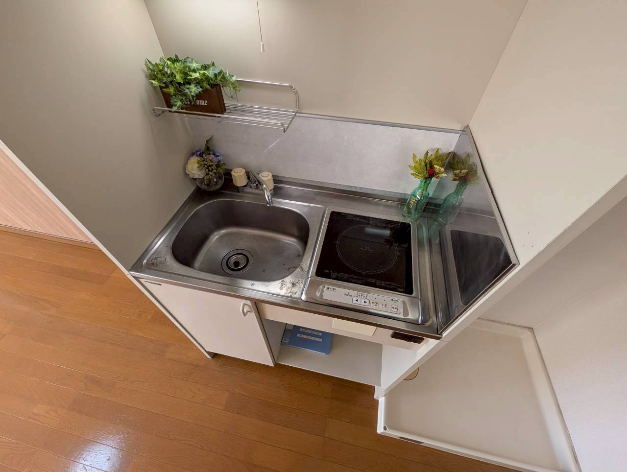 メゾネット栄根のキッチン