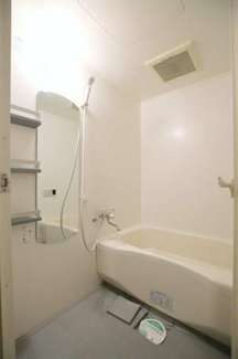 【浴室】 | レヴィーナ東京八重洲通り