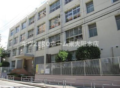 レジデア西本町の周辺