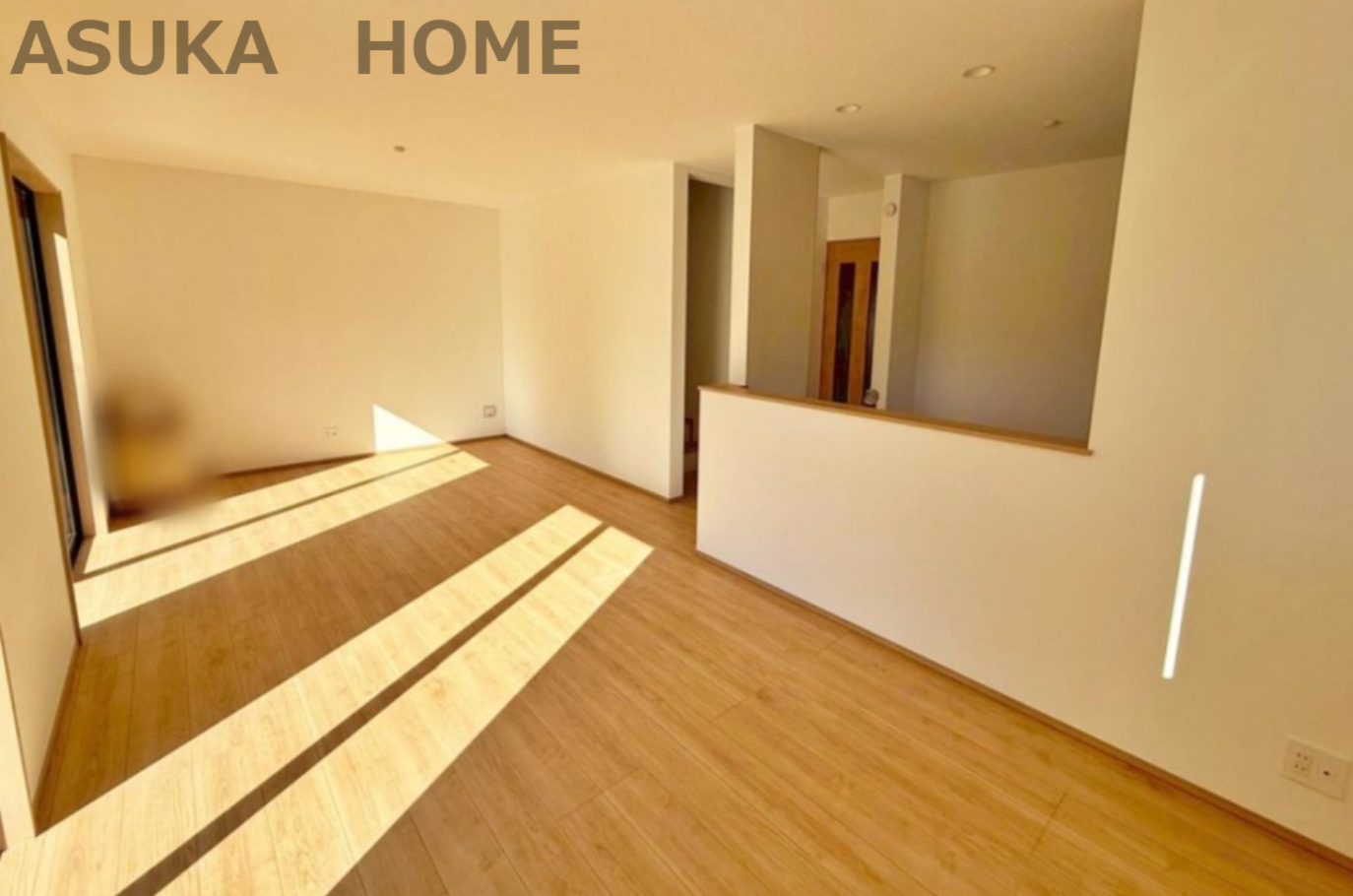 ハートフルタウン南舞岡４丁目の居間・リビング|家族を感じられるリビングイン階段です。