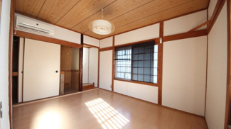 【洋室】 | 大津市和邇高城330-7　中古戸建 | 二階洋室1