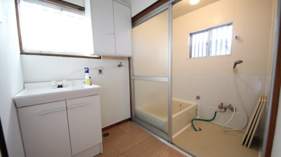 【その他】 | 大津市和邇高城330-7　中古戸建 | 洗面脱衣別角度