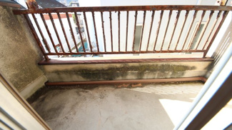 【バルコニー】 | 大津市和邇高城330-7　中古戸建 | 二階バルコニー