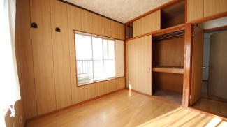 【洋室】 | 大津市和邇高城330-7　中古戸建 | 二階洋室3、別角度