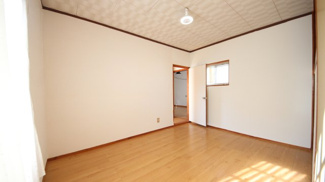 【洋室】 | 大津市和邇高城330-7　中古戸建 | 二階洋室2、別角度