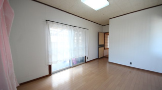 【洋室】 | 大津市和邇高城330-7　中古戸建 | 1階洋室
