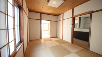 【和室】 | 大津市和邇高城330-7　中古戸建 | 1階和室6帖