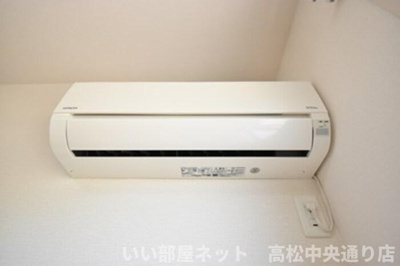 【洋室】 | Orge B棟 | 北東洋室エアコン