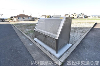 【その他共用部分】 | Orge B棟 | ゴミ置場