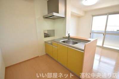 【キッチン】 | Orge B棟 | 対面キッチン