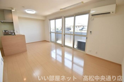 【内装】 | Orge B棟 | ＬＤＫ１３．９帖