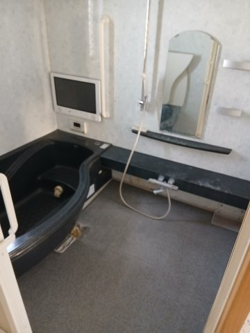 東松山市松葉町2丁目　中古戸建の浴室