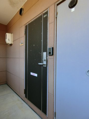 【玄関】 | ベルメゾン | イメージ101号室の写真