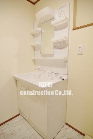 ル・ミュゲの独立洗面台