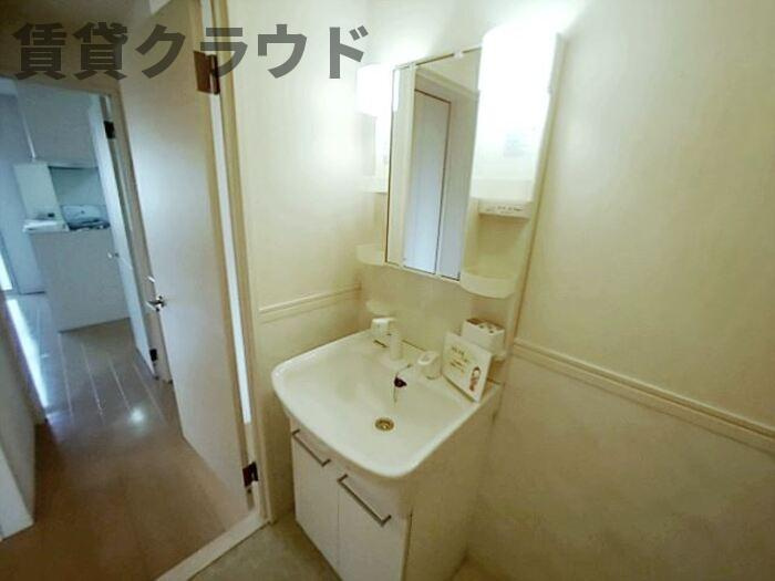 イニティウムの洗面所|忙しい朝の身支度もこれなら安心ですね！