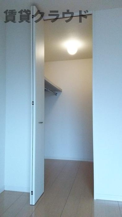 イニティウムの収納|大好評のウォークインクローゼット完備♪