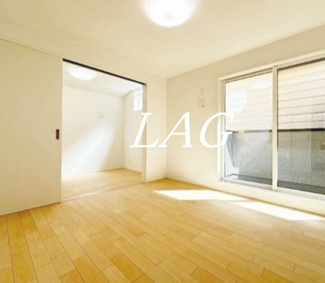 【居間・リビング】 | Ｒ－ＳＩＸＴＥＥＮ | 洋室のお部屋です。