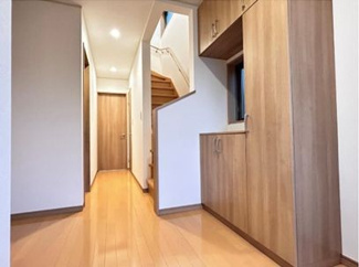 【設備】 | 藤沢市石川5丁目 中古戸建 | １階ホール