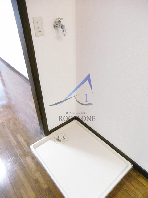 都立大テラスの設備|洗濯機置き場です。