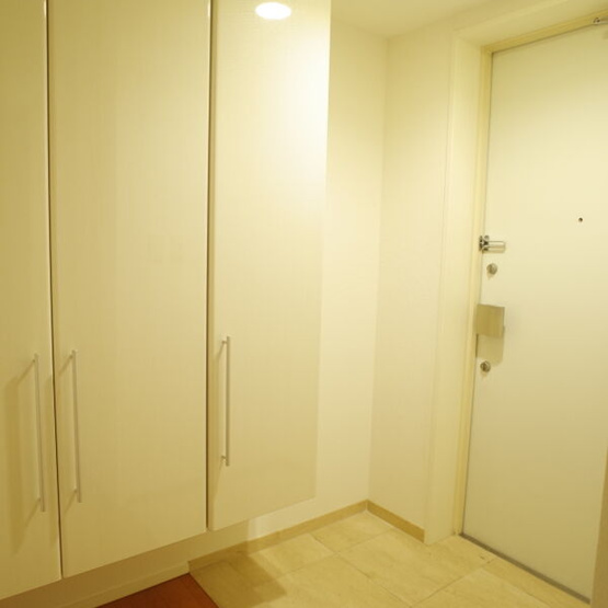 【玄関】 | パークホームズ大通公園南