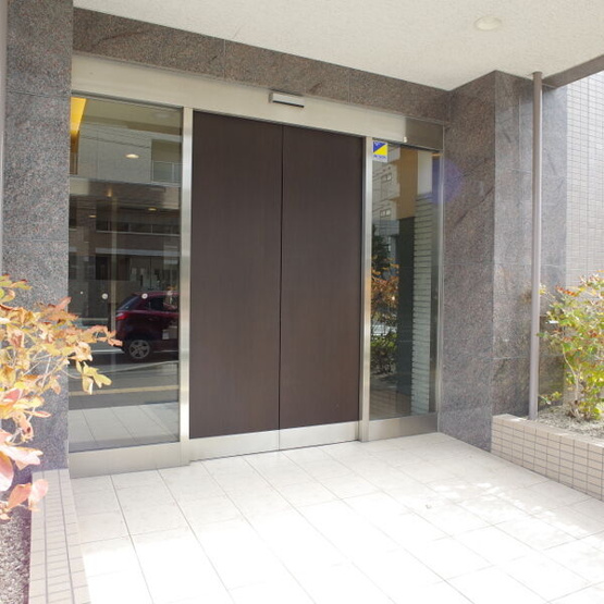 【エントランス】 | パークホームズ大通公園南