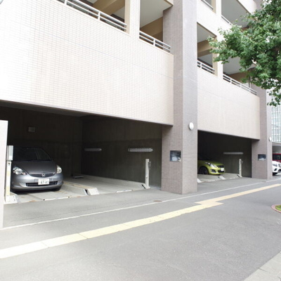 【駐車場】 | パークホームズ大通公園南