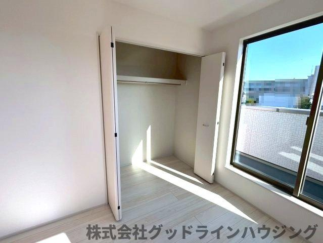 三木市岩宮　全４-I棟の収納