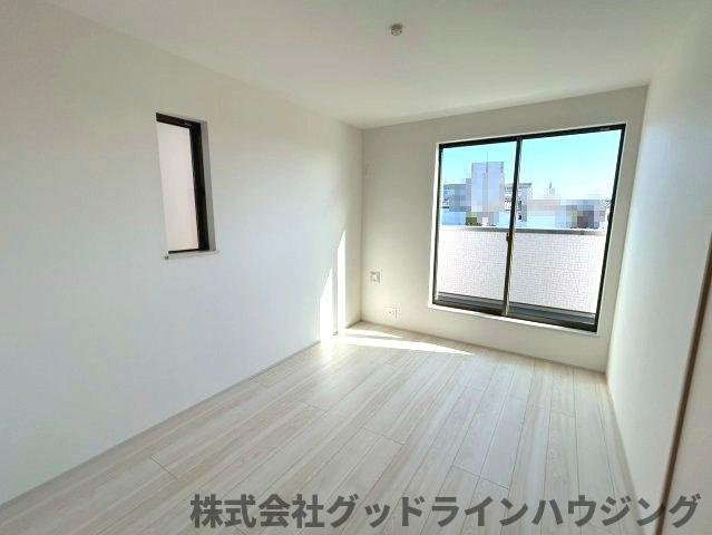 三木市岩宮　全４-I棟の洋室