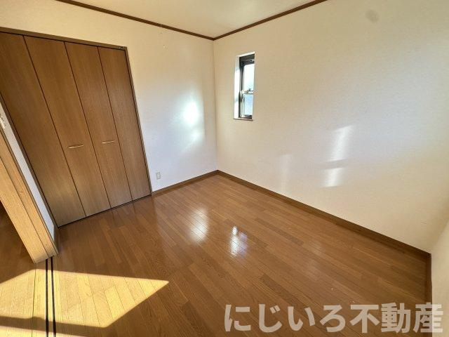 ドエル四季壱番館の居間・リビング