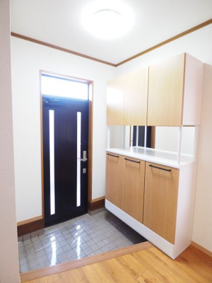 【玄関】 | 中古戸建　上鳥渡字山王 | ★内覧予約で新米2kg★