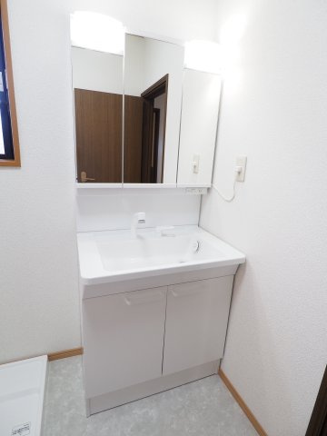 【独立洗面台】 | 中古戸建　上鳥渡字山王 | ★内覧予約で新米2kg★