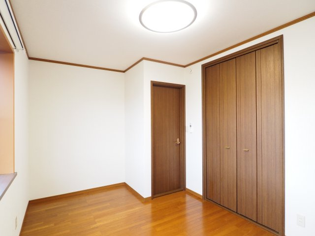 【洋室】 | 中古戸建　上鳥渡字山王 | ★内覧予約で新米2kg★