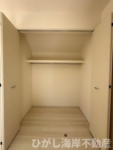 茅ヶ崎市東海岸北4丁目　新築戸建のダイニング|1月10日撮影　建築中　17帖　折上天井のLDK