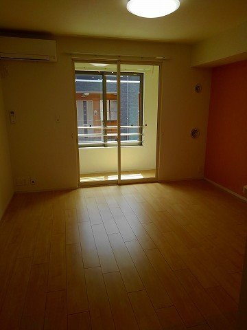 エバーグリーン月見の居間・リビング