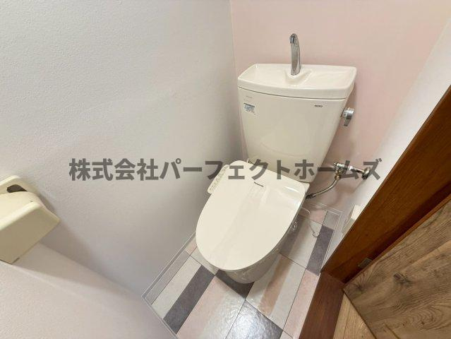 茄子作1丁目戸建　賃貸のトイレ|清潔感のあるトイレです