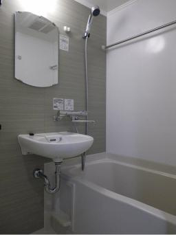 ルーブル大森九番館の浴室