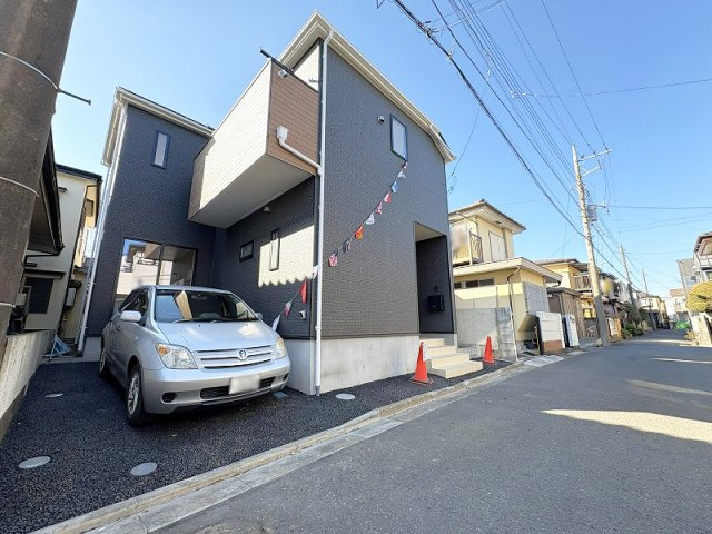 【外観】 | 新座市片山2丁目　新築一戸建住宅　全1棟　(保谷店) | スーパー、コンビニまで徒歩5分の近さなので毎日のお買い物も快適です。