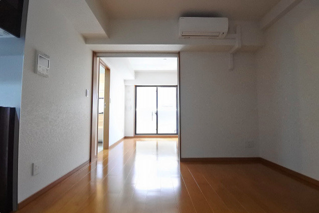 リーガル南久宝寺　９０２の居間・リビング