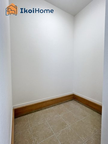 神戸市西区玉津町新方　新築戸建の収納|【ホームページに現地動画掲載中】●年中無休：当日予約可●玄関には土間収納があり便利です！