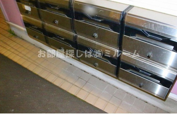 新宿区高田馬場３丁目のアパートのその他共用部分|メールボックス★