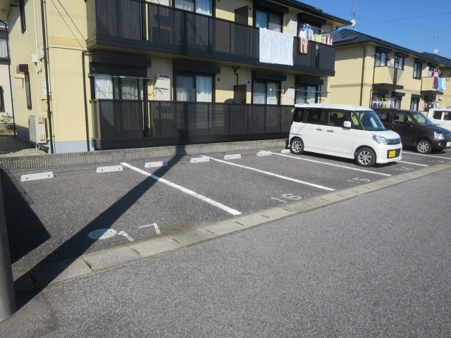 【駐車場】 | ブルンネンパーク　C