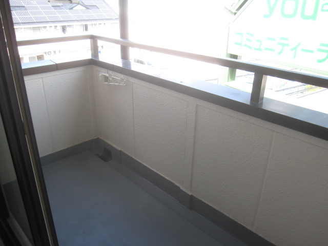 【バルコニー】 | 三芳ビル